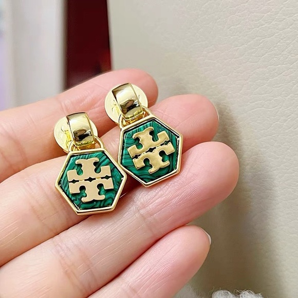 Tory Burch Green Hexagon Logo Drop Earrings - Picture 4 of 9